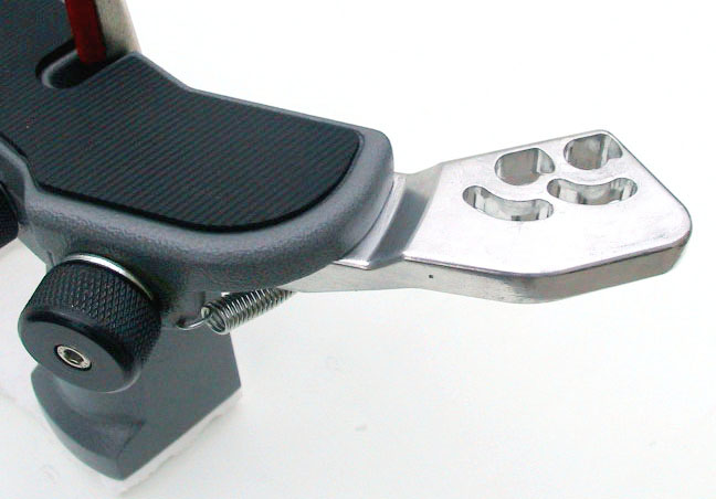 Mounting arm